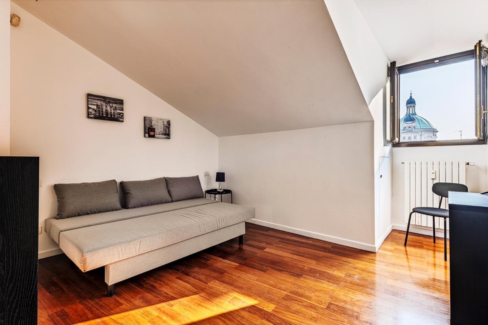 Elegant 2 Bedrooms Apartments Near Duomo Milão Exterior foto